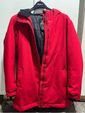 Women’s thermal hooded insulated winter jacket - Medium. Super warm!